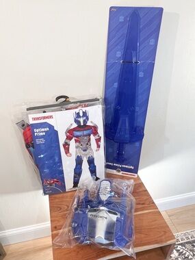 NWT Transformers Optimus Prime Muscle Suit Costume & Sword, Size Kids Small 4-6